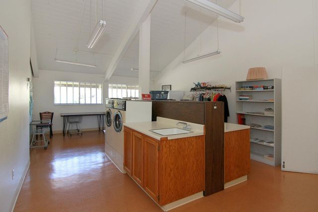 800 Brommer 91, Santa Cruz, CA 95062