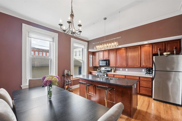 1931 Bigelow Street, Cincinnati, OH 45219