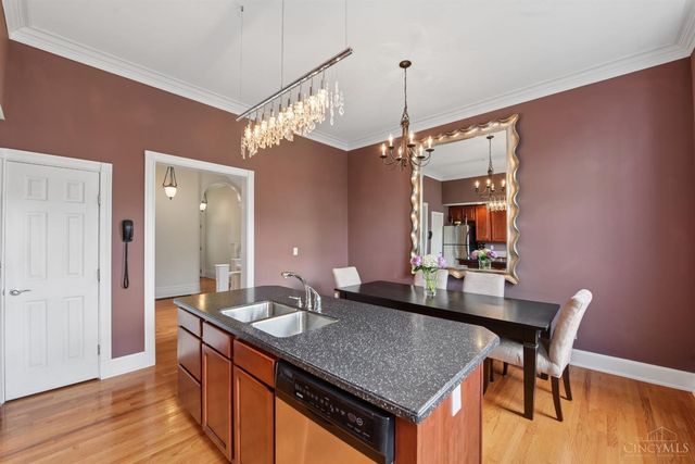 1931 Bigelow Street, Cincinnati, OH 45219