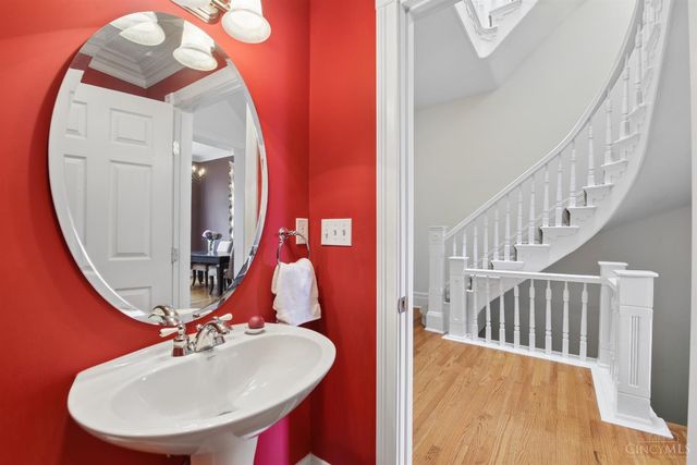 1931 Bigelow Street, Cincinnati, OH 45219