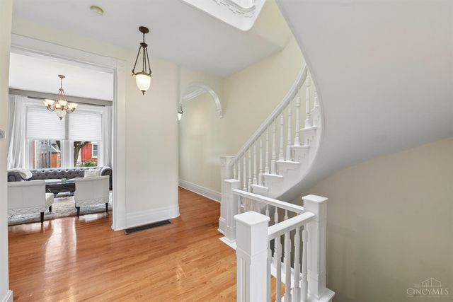 1931 Bigelow Street, Cincinnati, OH 45219