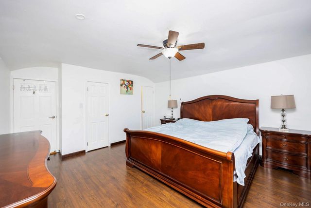 197 Park Drive N, Staten Island, NY 10314