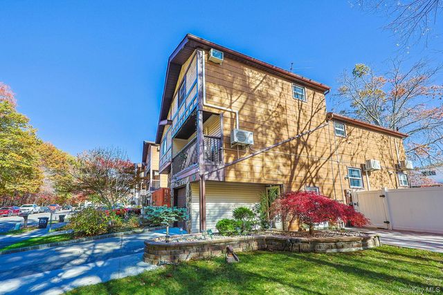 197 Park Drive N, Staten Island, NY 10314