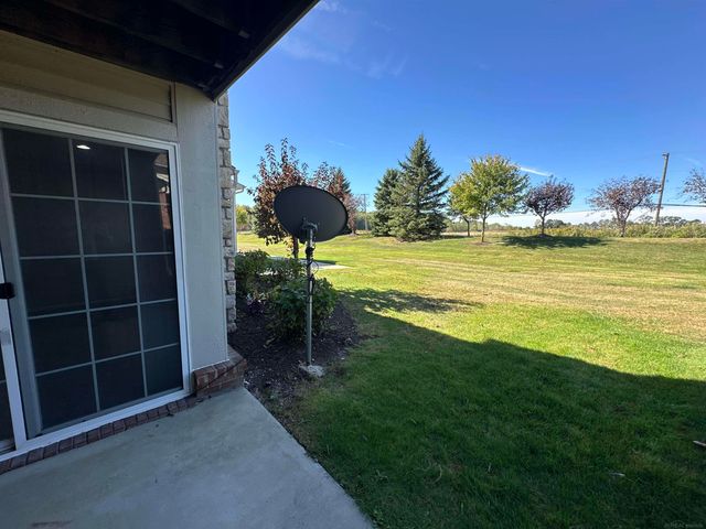 52149 Naugatuck Drive, Macomb Twp, MI 48042