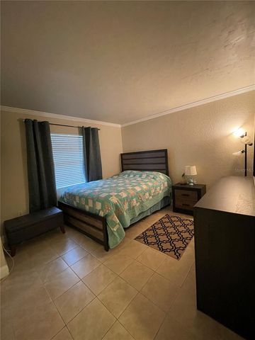 918 LA COSTA CIRCLE 3, Sarasota, FL 34237