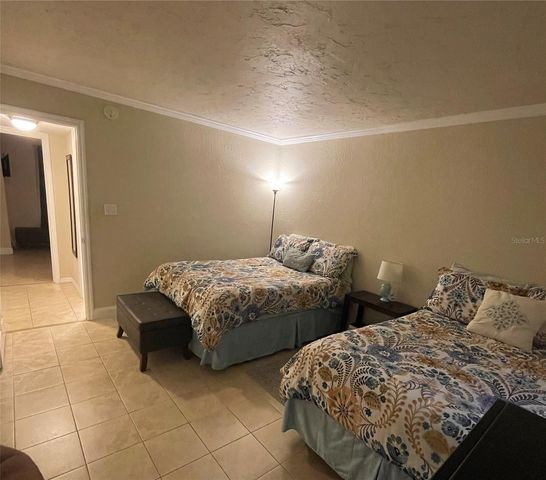 918 LA COSTA CIRCLE 3, Sarasota, FL 34237