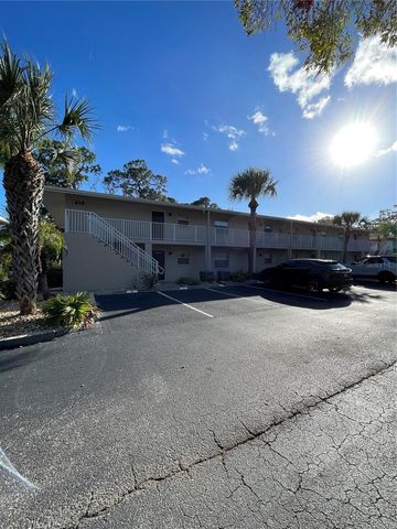 918 LA COSTA CIRCLE 3, Sarasota, FL 34237