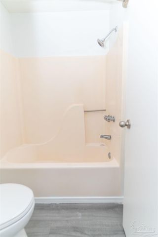 601 E Burgess Rd G5, Pensacola, FL 32504