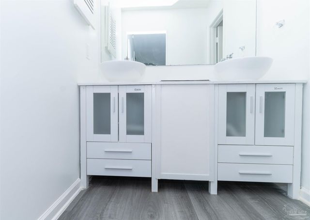 601 E Burgess Rd G5, Pensacola, FL 32504