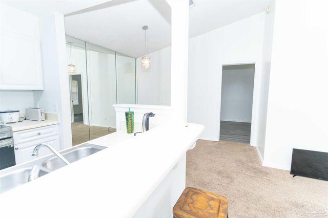 601 E Burgess Rd G5, Pensacola, FL 32504