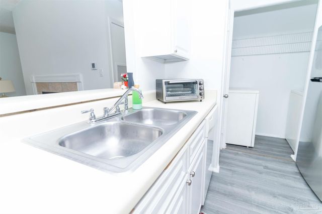 601 E Burgess Rd G5, Pensacola, FL 32504