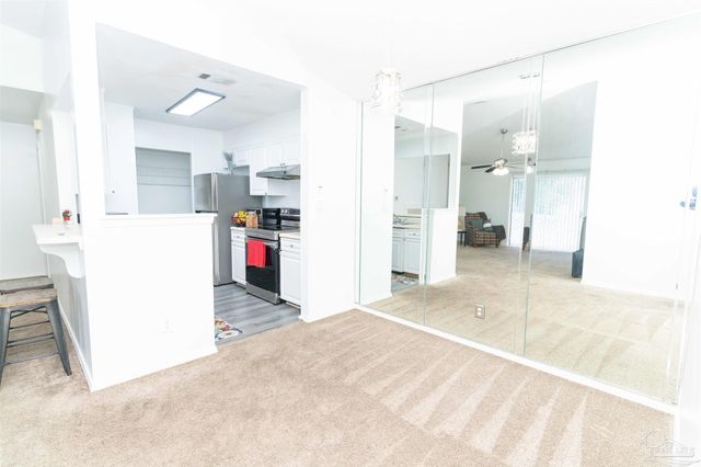 601 E Burgess Rd G5, Pensacola, FL 32504