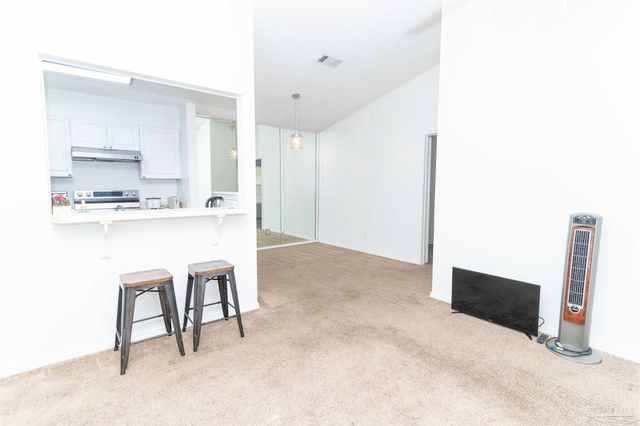 601 E Burgess Rd G5, Pensacola, FL 32504