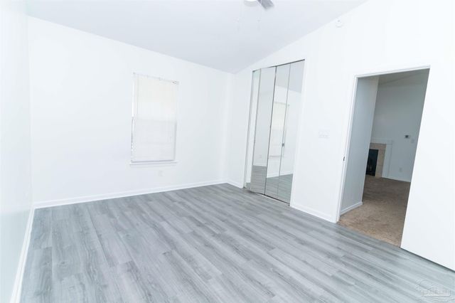 601 E Burgess Rd G5, Pensacola, FL 32504