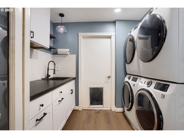 11820 Sw CLIFFORD St, Beaverton, OR 97008