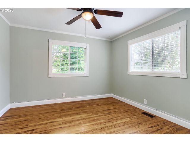 11820 Sw CLIFFORD St, Beaverton, OR 97008