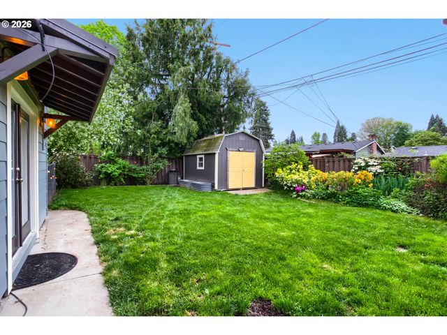 11820 Sw CLIFFORD St, Beaverton, OR 97008