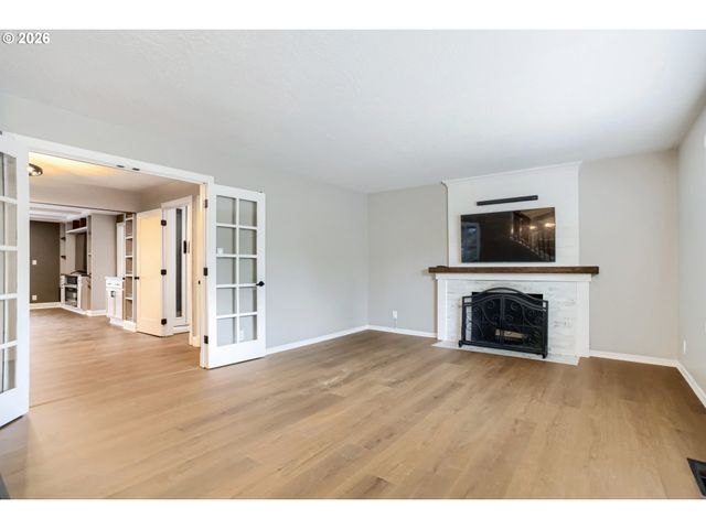 11820 Sw CLIFFORD St, Beaverton, OR 97008
