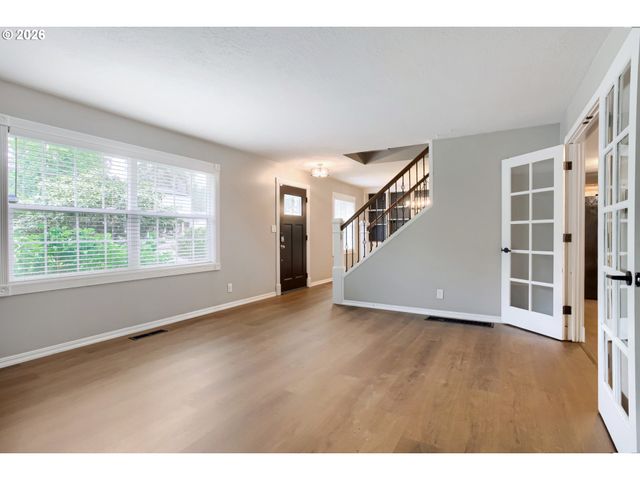 11820 Sw CLIFFORD St, Beaverton, OR 97008