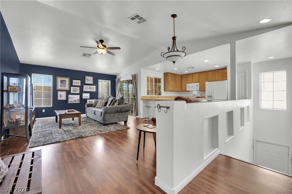 5415 Crimson Crest Place 202, Las Vegas, NV 89149 — photo 3