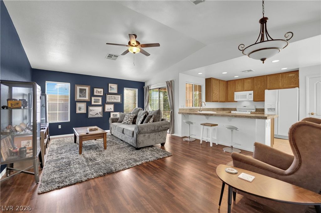 5415 Crimson Crest Place 202, Las Vegas, NV 89149 — photo 4