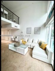 41 SE 5th St 414, Miami, FL 33131