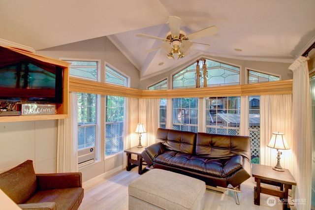 175 Big River Boulevard E, Deming, WA 98244