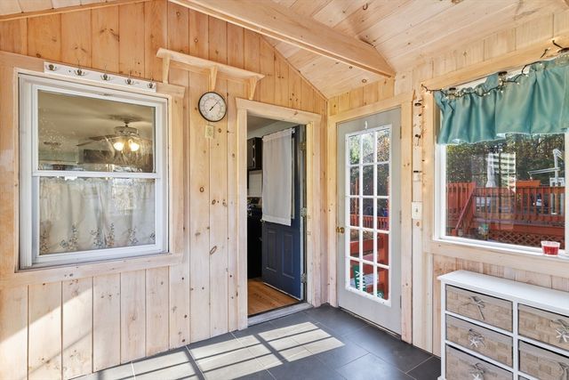 24 Maverick Dr, Mansfield, MA 02048