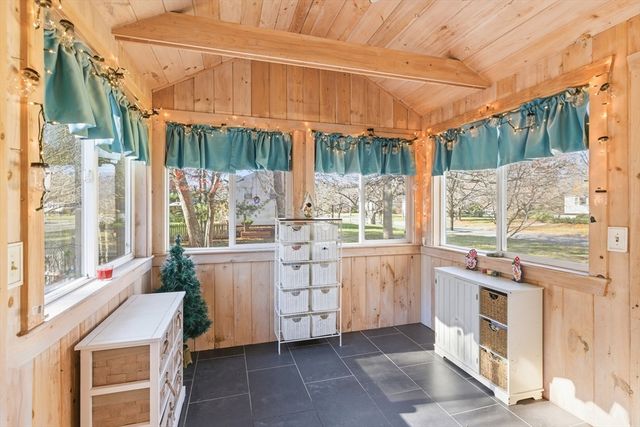 24 Maverick Dr, Mansfield, MA 02048