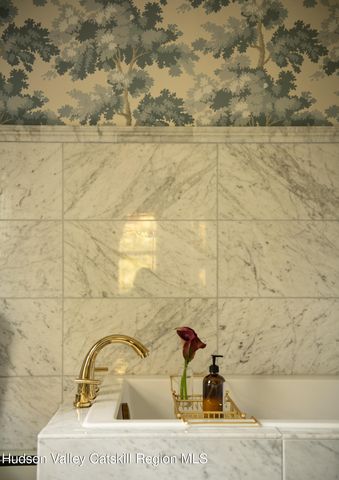 11548 New York 23a, Lexington, NY 12452