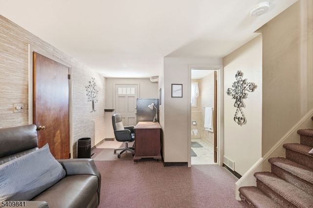 33 Kennedy Ter, Westwood Boro, NJ 07675