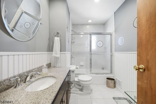 33 Kennedy Ter, Westwood Boro, NJ 07675