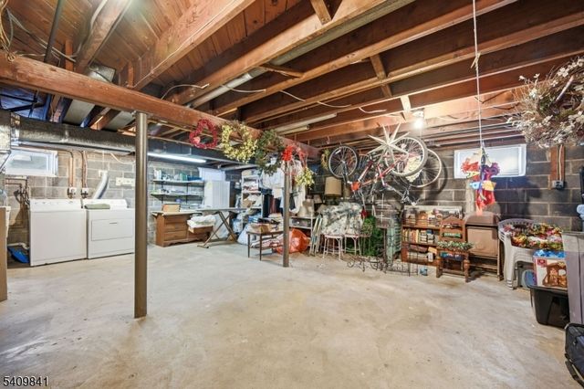 33 Kennedy Ter, Westwood Boro, NJ 07675