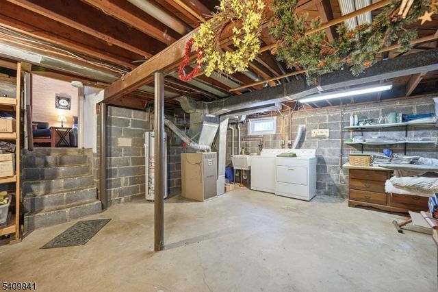 33 Kennedy Ter, Westwood Boro, NJ 07675