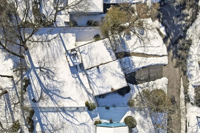 33 Kennedy Ter, Westwood Boro, NJ 07675