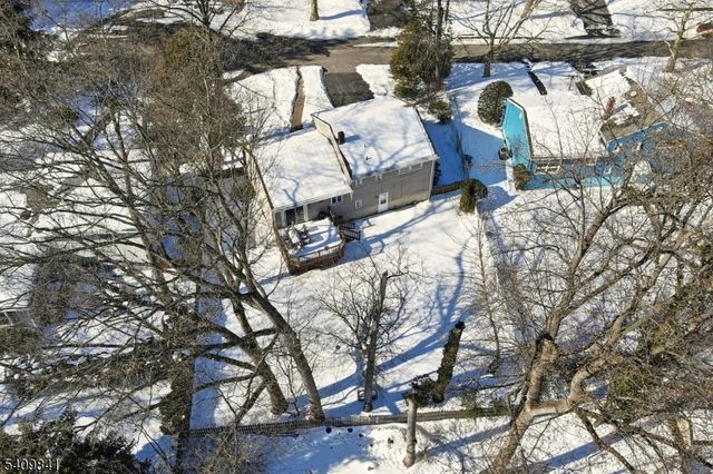 33 Kennedy Ter, Westwood Boro, NJ 07675