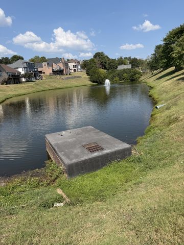 280 Astoria Dr, Hendersonville, TN 37075