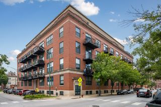 3500 S Sangamon Street 208, Chicago, IL 60609