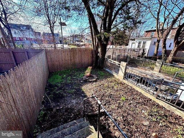 417 WALNUT AVE, Trenton, NJ 08609