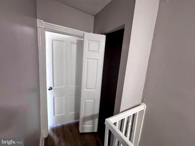 417 WALNUT AVE, Trenton, NJ 08609