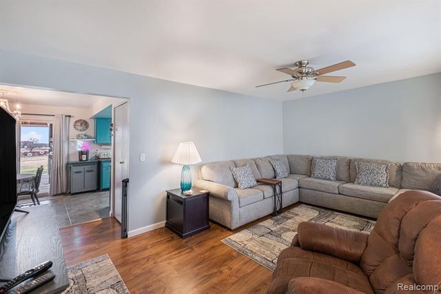 8694 Sheridan Road, Millington, MI 48746