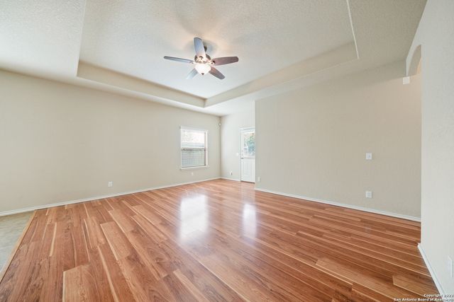 516 STONEBROOK DR, Cibolo, TX 78108