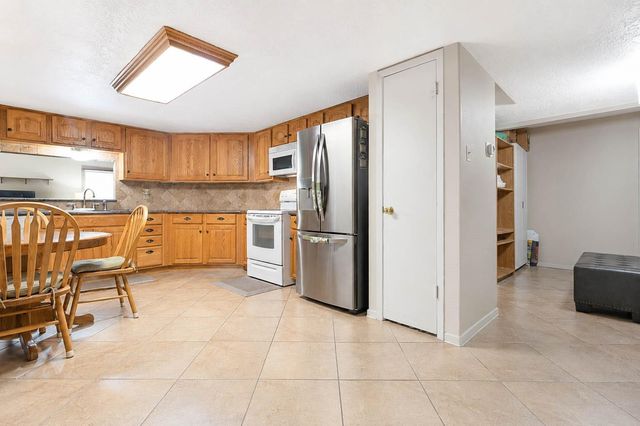 1819 Lansdowne Drive, Richmond, TX 77406