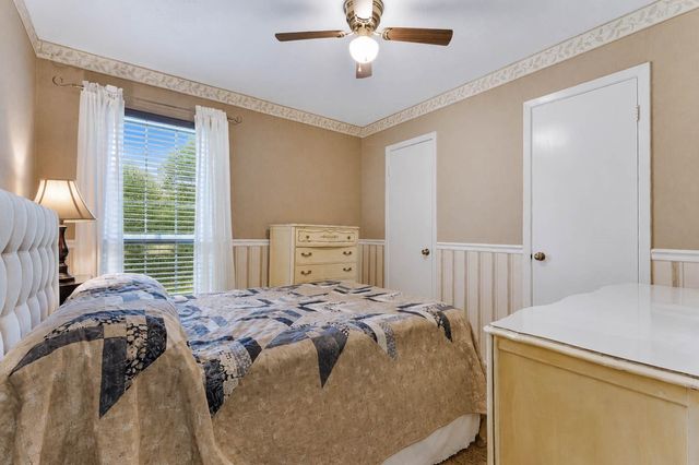 1819 Lansdowne Drive, Richmond, TX 77406