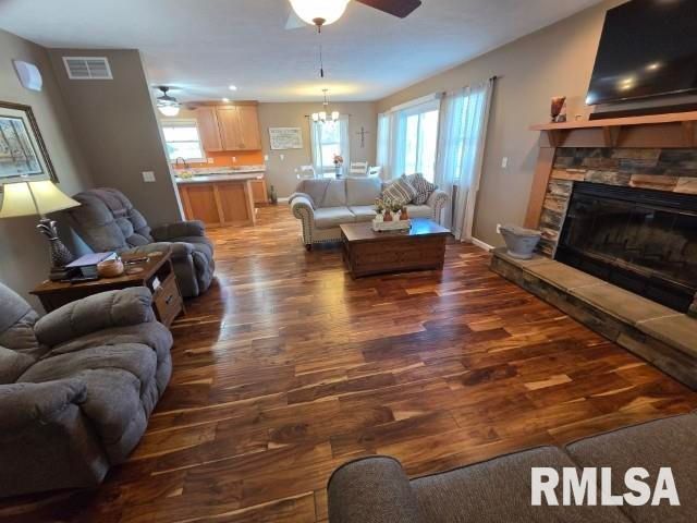 9251 N IL-148 Highway, Mt Vernon, IL 62864