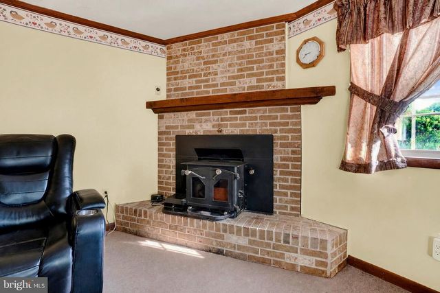 127 STRASSBURG CIR, Shrewsbury, PA 17361