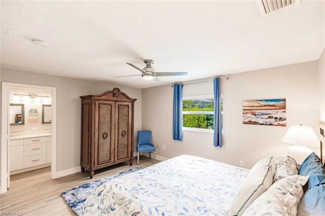 744 110th AVE N, Naples, FL 34108