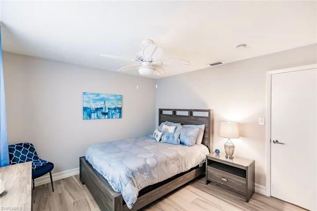 744 110th AVE N, Naples, FL 34108