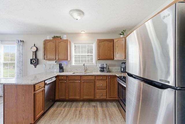 204 Village Drive, Frankfort, KY 40601