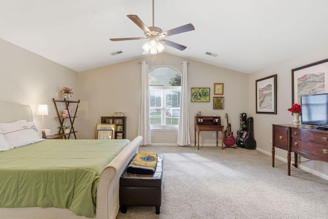 204 Village Drive, Frankfort, KY 40601